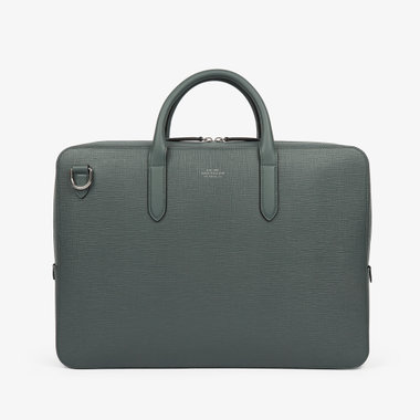 Slim Lightweight Briefcase in Panama