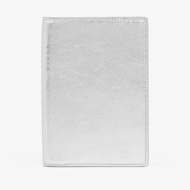 Passport Cover in Metallic Leather