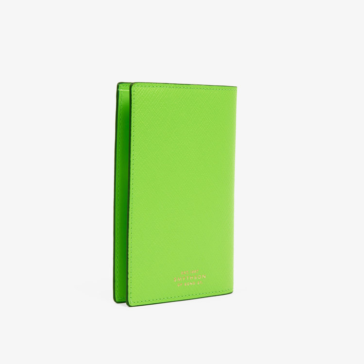 Smythson Panama Passport Cover APPLE GREEN