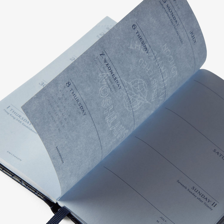 Smythson 【予約】2027 Panama Weekly Diary in Mara NAVY