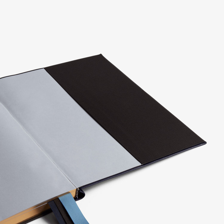 Smythson 【予約】2027 Portobello Vertical Weekly Diary in Pastegrain NAVY
