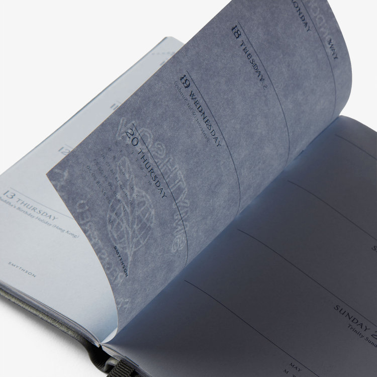 Smythson 【予約】2027 Panama Weekly Diary in Pastegrain SLATE GREEN