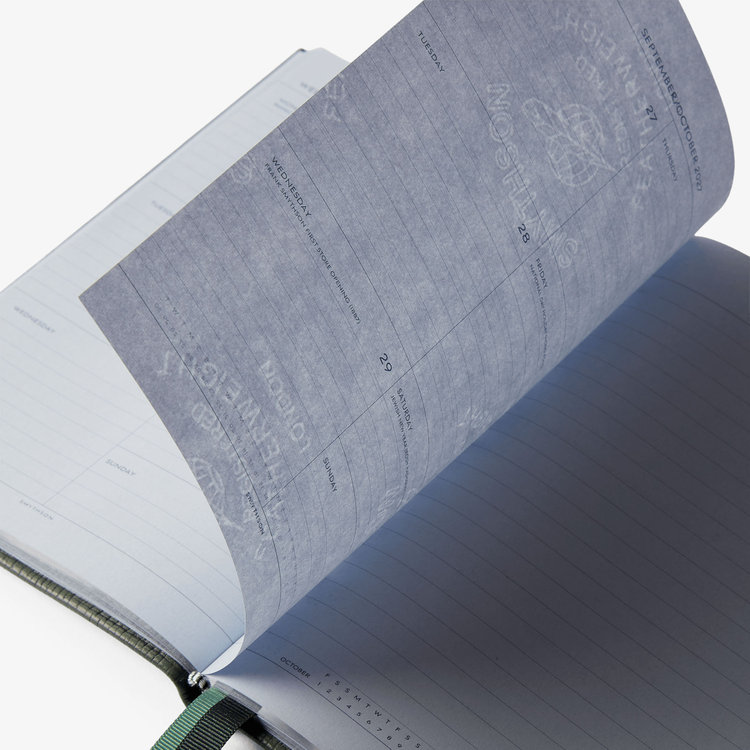Smythson 【予約】2027 Soho Weekly Diary in Ludlow SLATE GREEN