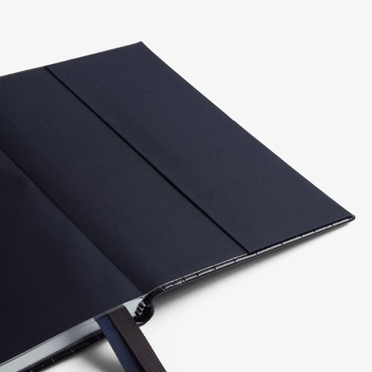 Smythson Mara 2026 Soho Weekly Diary NAVY