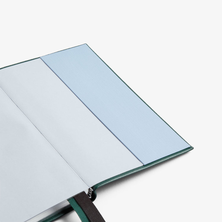 Smythson 【予約】2027 Chelsea Weekly Diary in Pastegrain FOREST GREEN