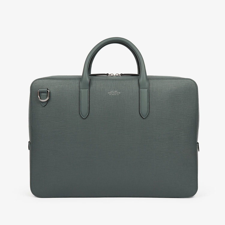 Slim Lightweight Briefcase in Panama