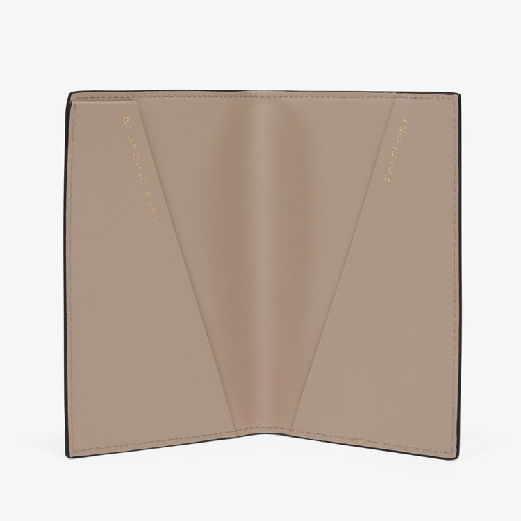 Smythson Panama Passport Cover SANDSTONE