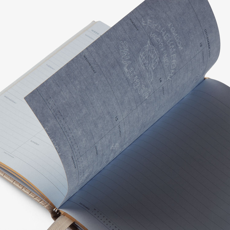 Smythson 【予約】2027 Soho Weekly Diary with Slide in Mara SANDSTONE