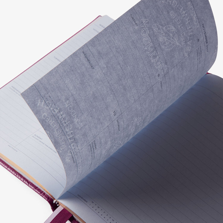 Smythson 【ポイント10%還元】2027 Soho Weekly Diary with Slide in Mara BRIGHT PURPLE