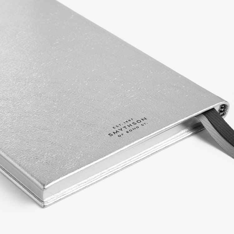 Smythson 【予約】2027 Soho Weekly Diary in Metallic Leather SILVER