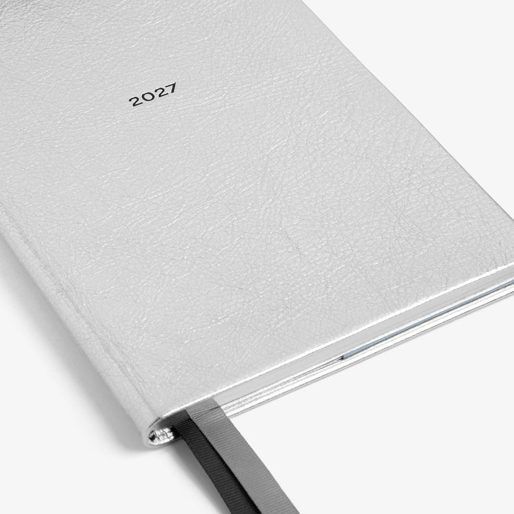 Smythson 【予約】2027 Soho Weekly Diary in Metallic Leather SILVER