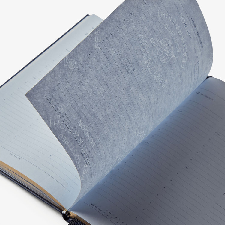 Smythson 【予約】2027 Soho Vertical Weekly Diary in Pastegrain NAVY
