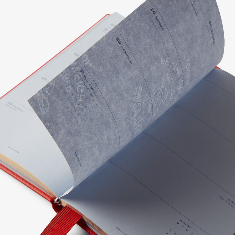 Smythson 【予約】2027 Chelsea Weekly Diary in Pastegrain SCARLET RED