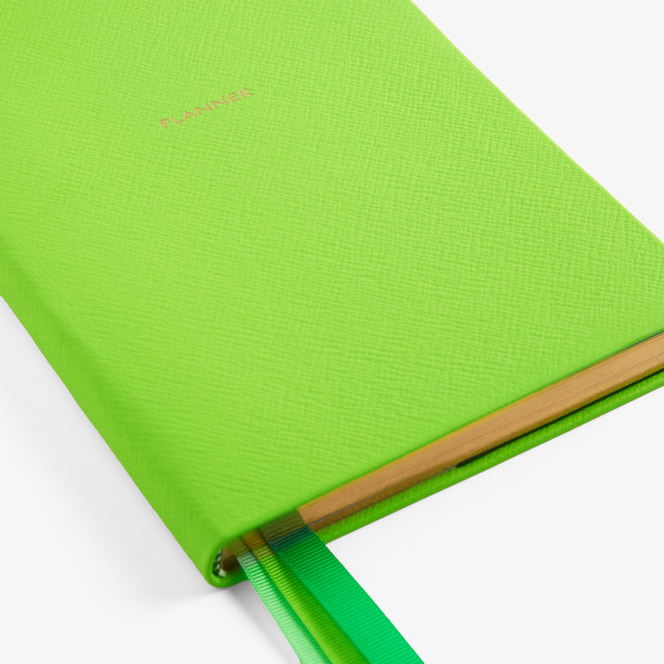 Smythson 【ポイント10%還元】Pastegrain Soho Planner APPLE GREEN