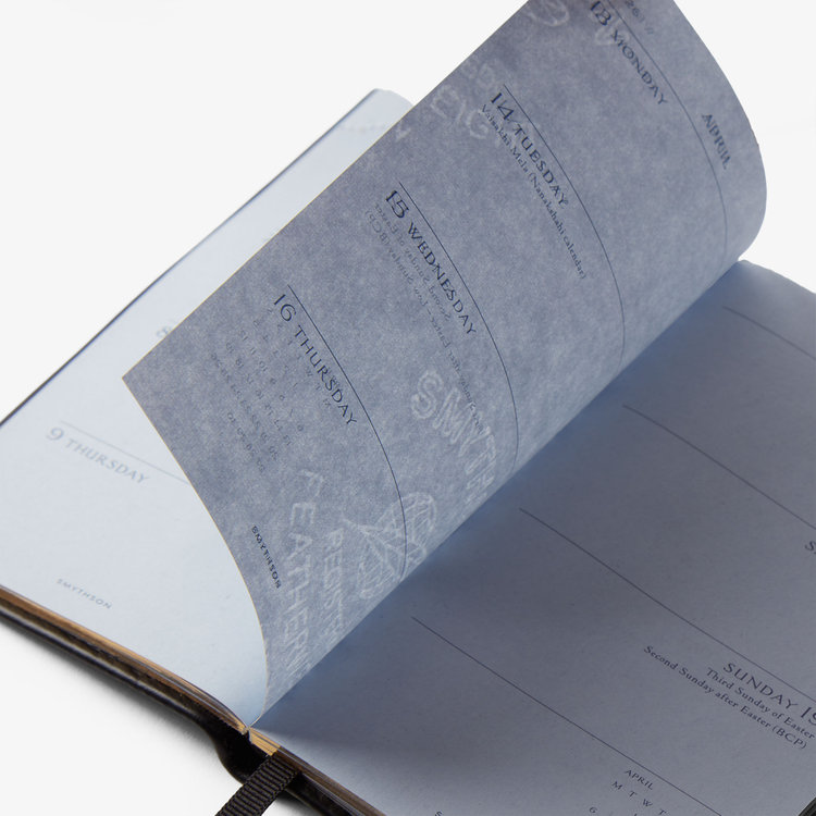 Smythson 【予約】2027 Panama Weekly Diary with Pencil in Pastegrain BLACK