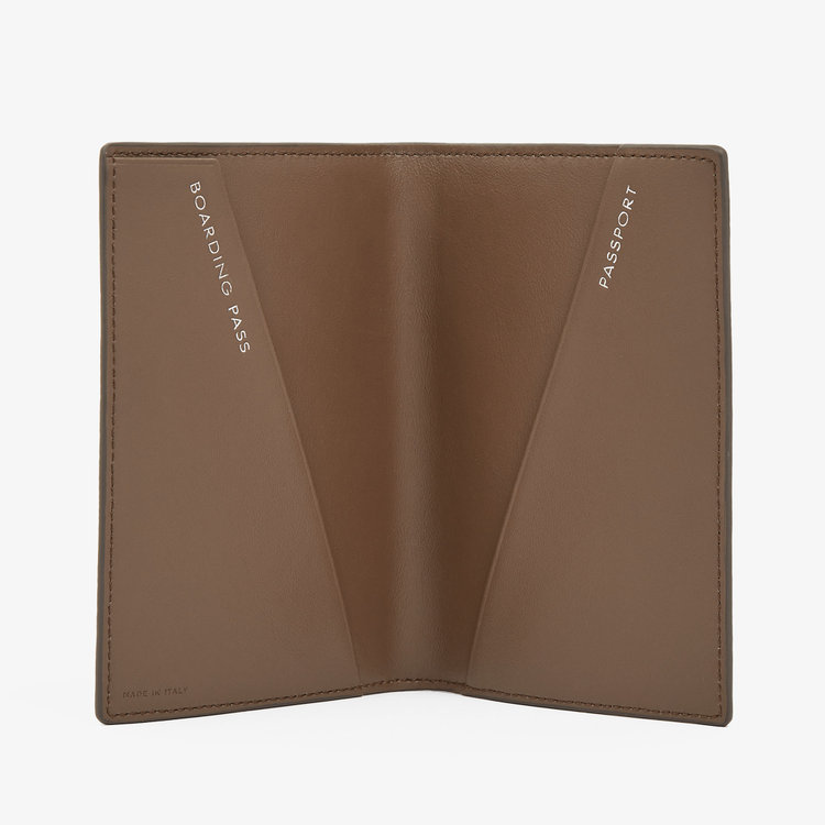Smythson Panama Passport Cover FAWN