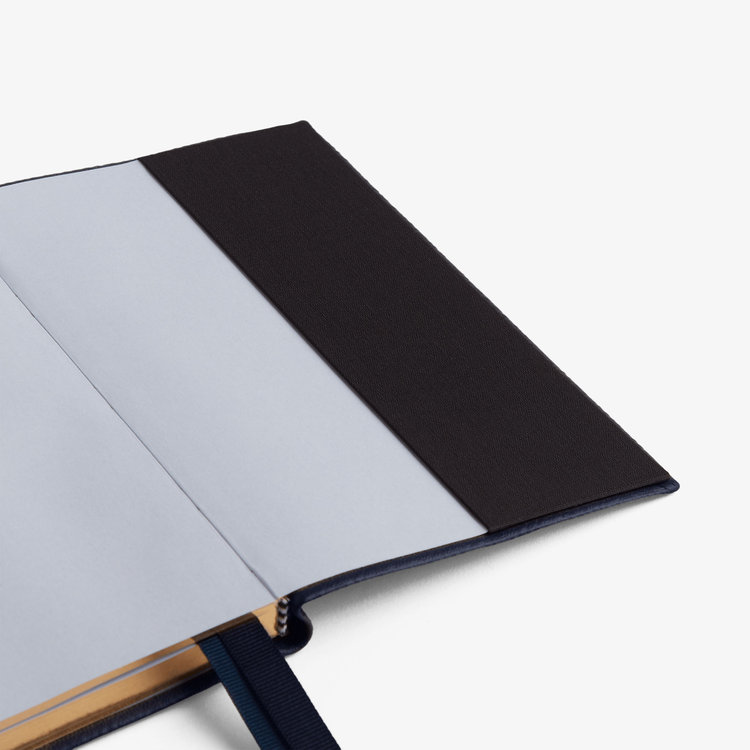 Smythson 2027 Chelsea Weekly Diary in Pastegrain NAVY